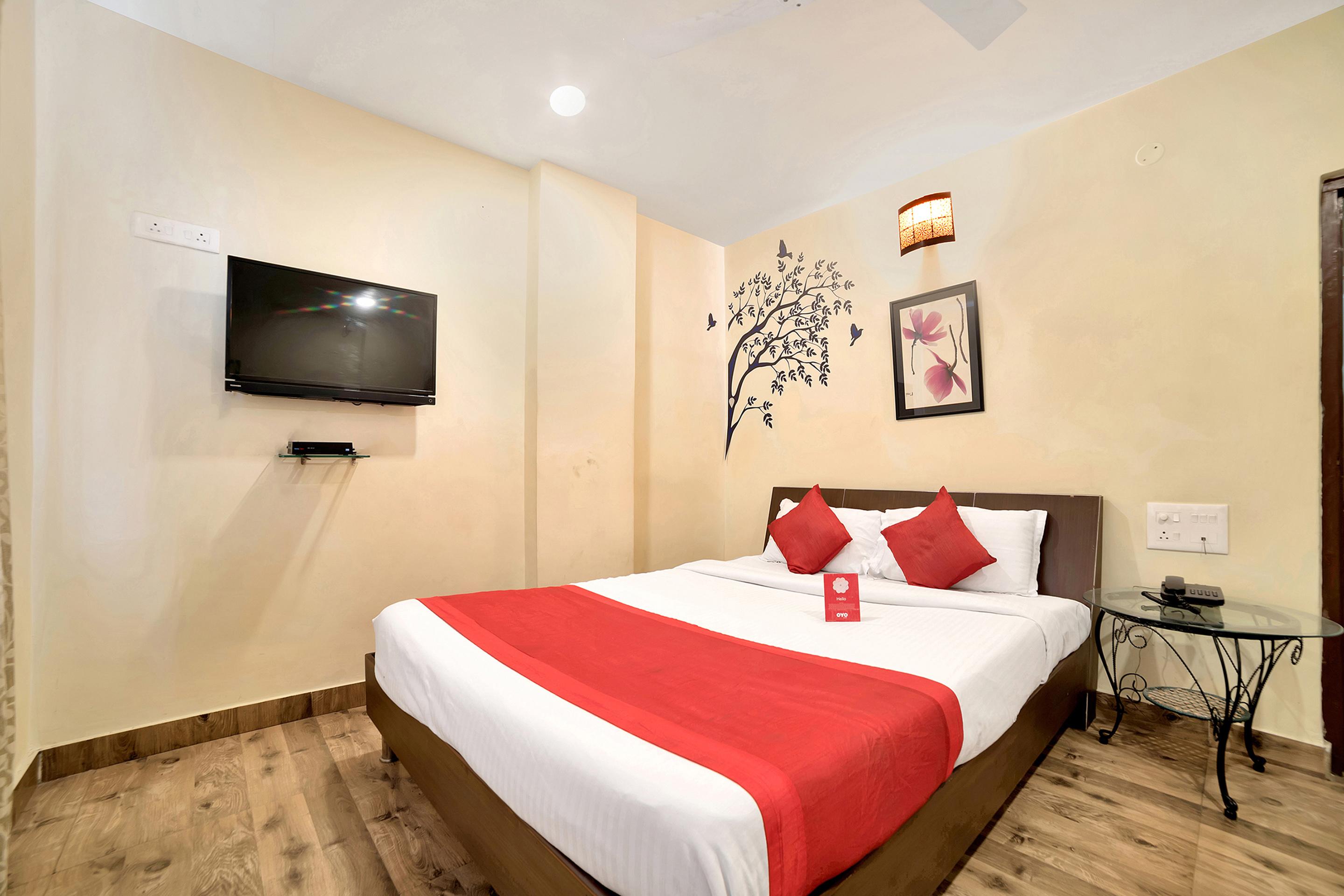 Oyo 674 Apartment Hotel Manar Luxury Suites Hyderabad Bagian luar foto