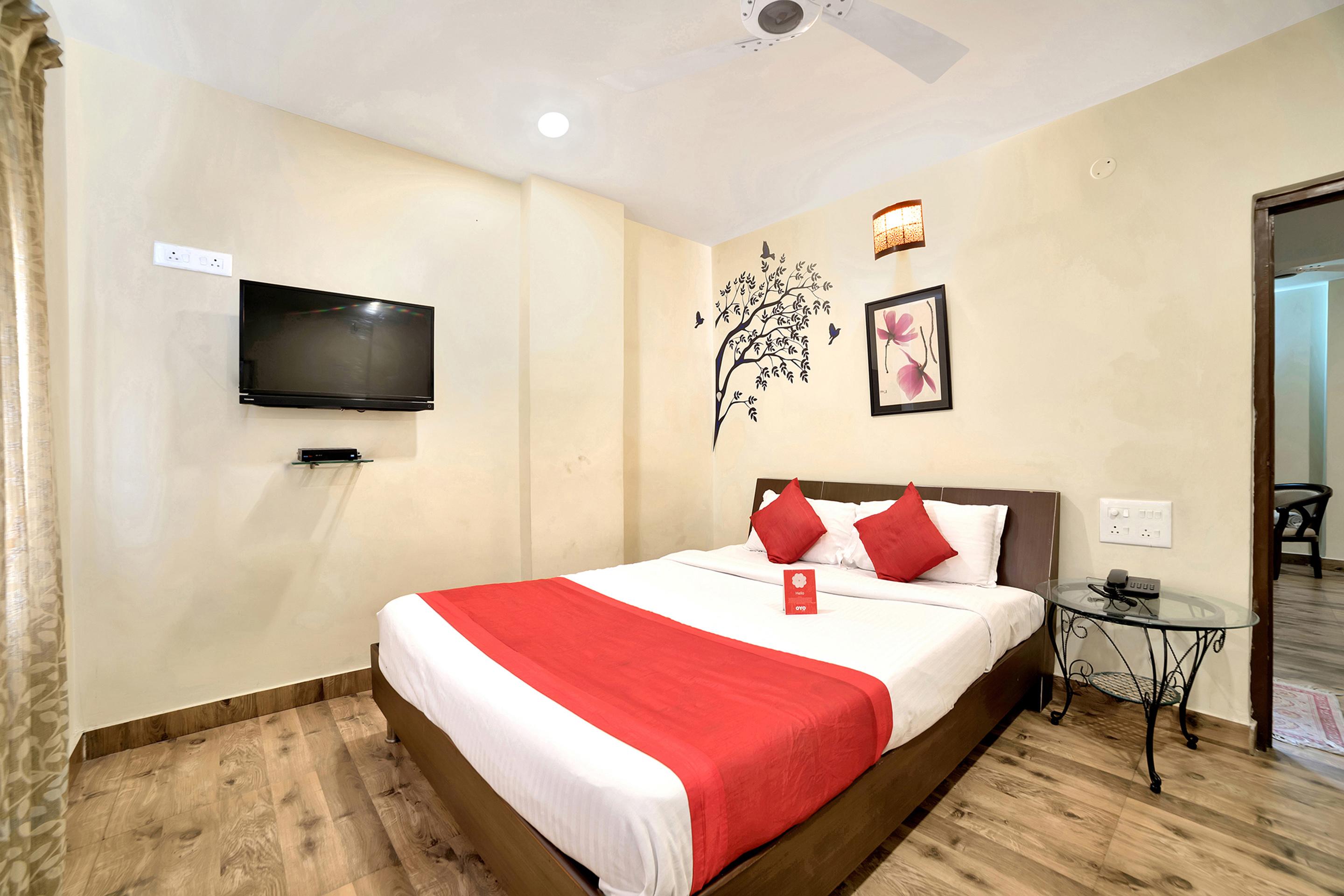 Oyo 674 Apartment Hotel Manar Luxury Suites Hyderabad Bagian luar foto