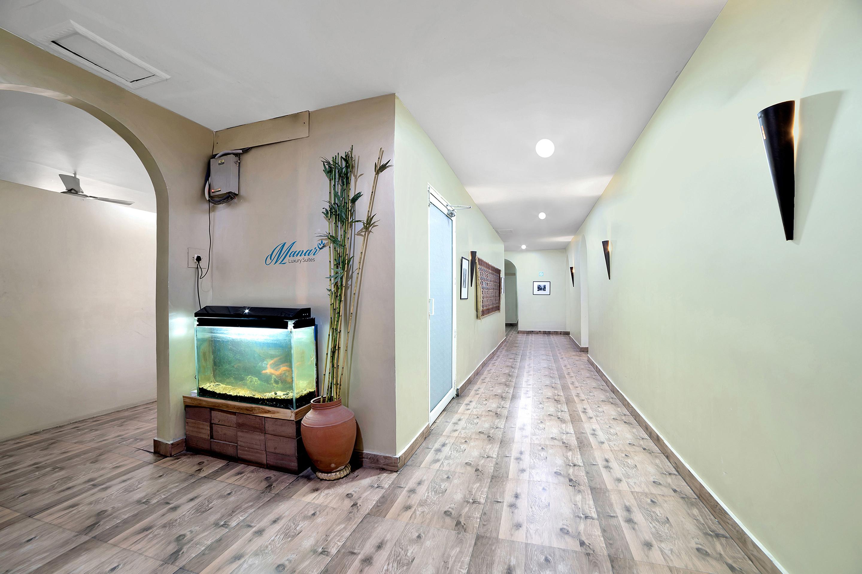 Oyo 674 Apartment Hotel Manar Luxury Suites Hyderabad Bagian luar foto